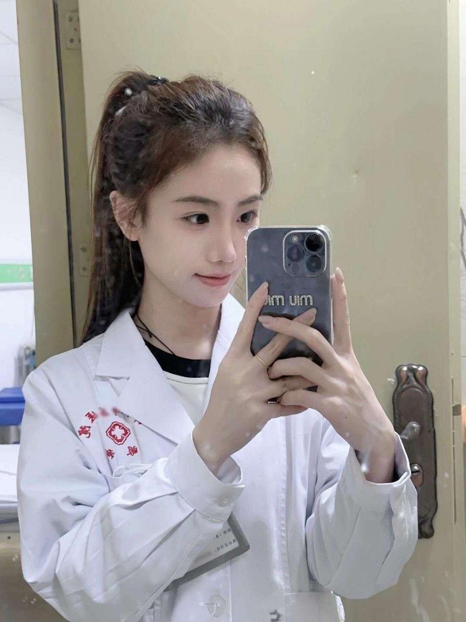 《星星在等我们》票房仅5.9万：是观众抛弃了文艺片，还是市场放弃了星星？