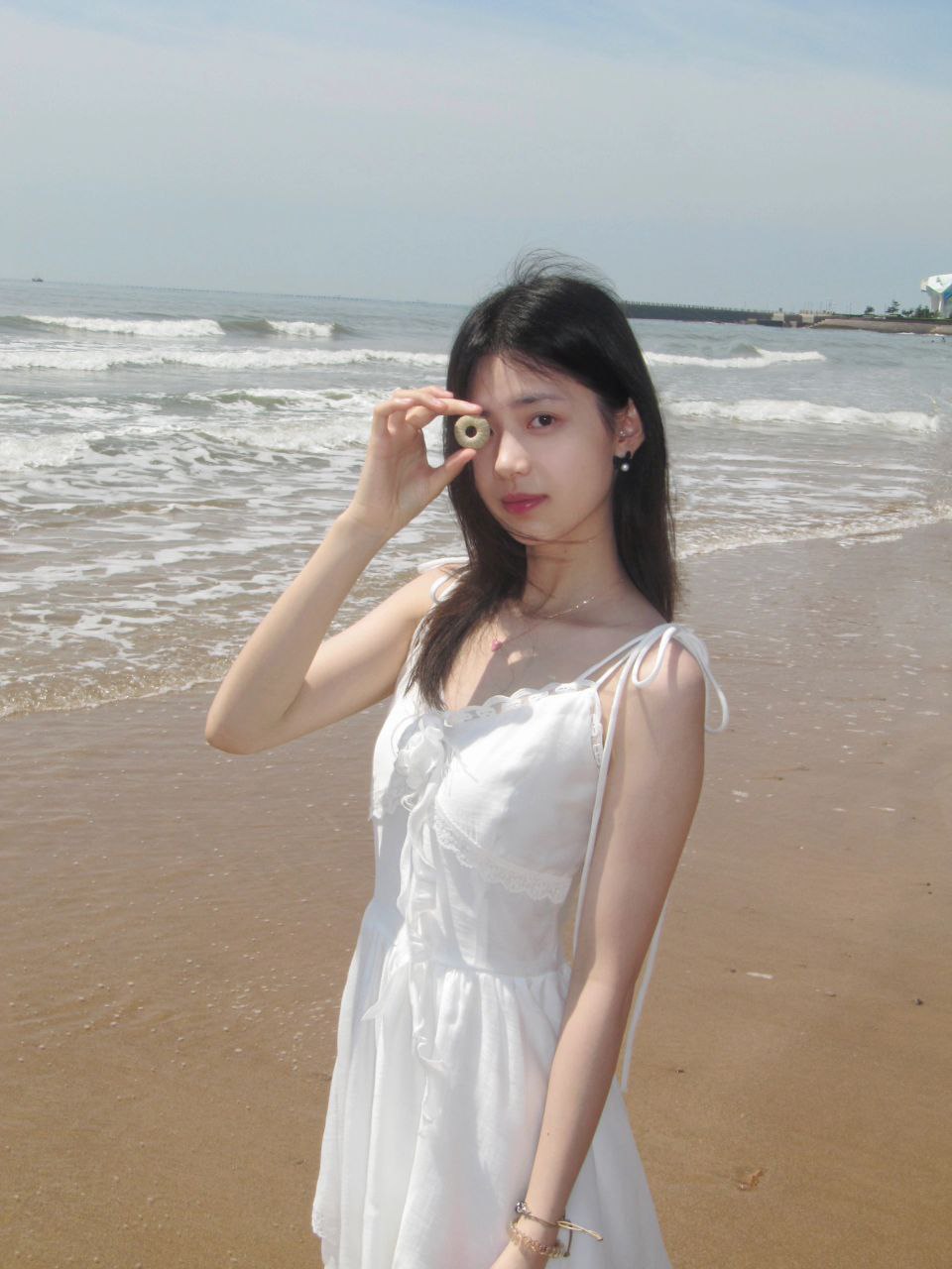 普京的“铁汉柔情”：当硬核政治家承认恋爱，世界为何屏住呼吸？