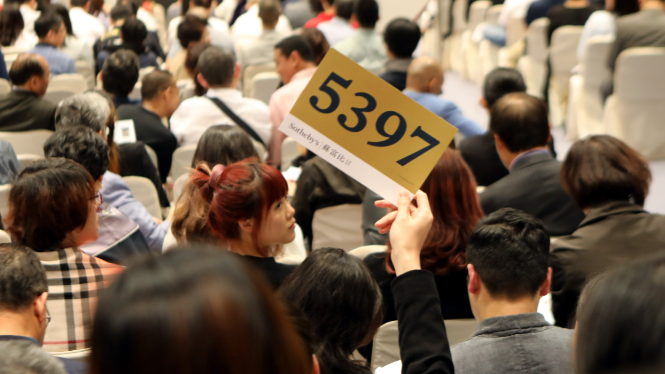 庞氏旧藏再起波澜:《双马图》疑遭拍卖,文物捐赠背后的罗生门