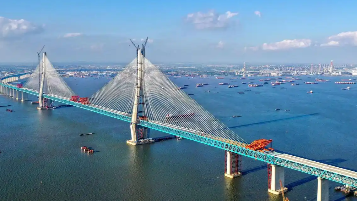 中国桥又“上新”了！这些黑科技让世界惊叹：穿山越海如履平地