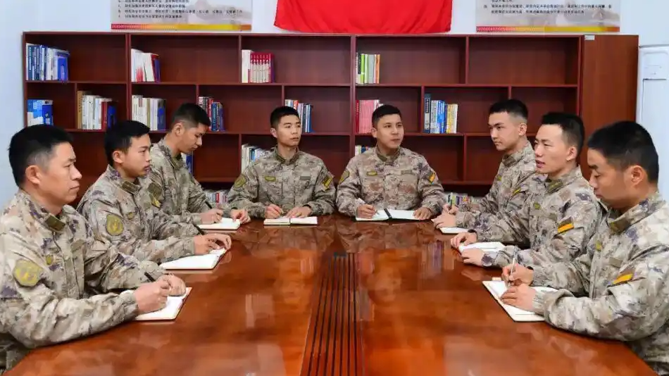 战斗力标准不容“打折”：评优“一票否决”背后，是军队转型的硬核信号