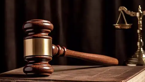 家门口的血案，死缓判决能否抚平一个家庭的破碎？