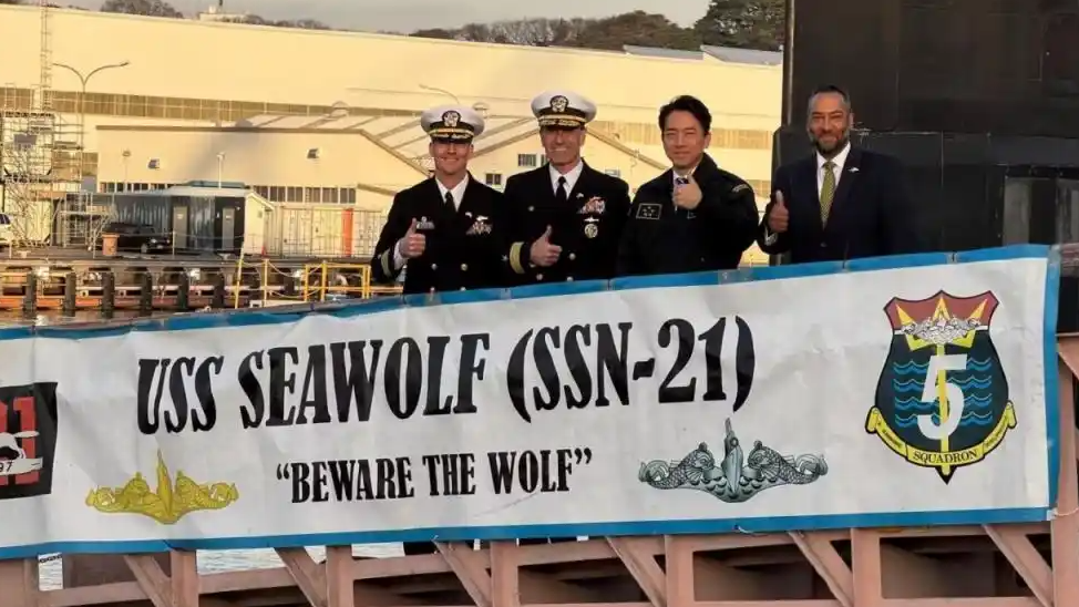 小泉登核潜艇，日本“军事松绑”的又一危险试探！