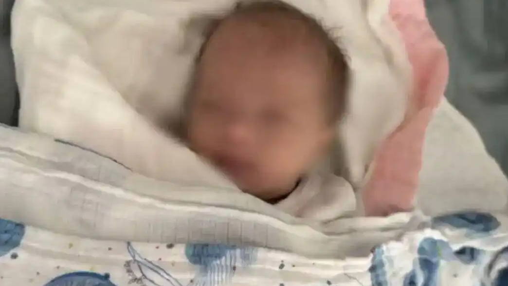 早产儿心脏手术离世,尸检报告与家属说法竟差3倍!医院回应背后藏着多少医疗真相?