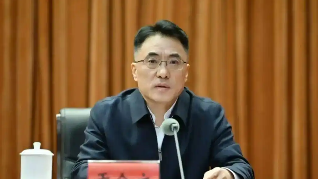 重磅！自治区党委常委于会文“一肩挑”，掌舵呼和浩特释放何种信号？